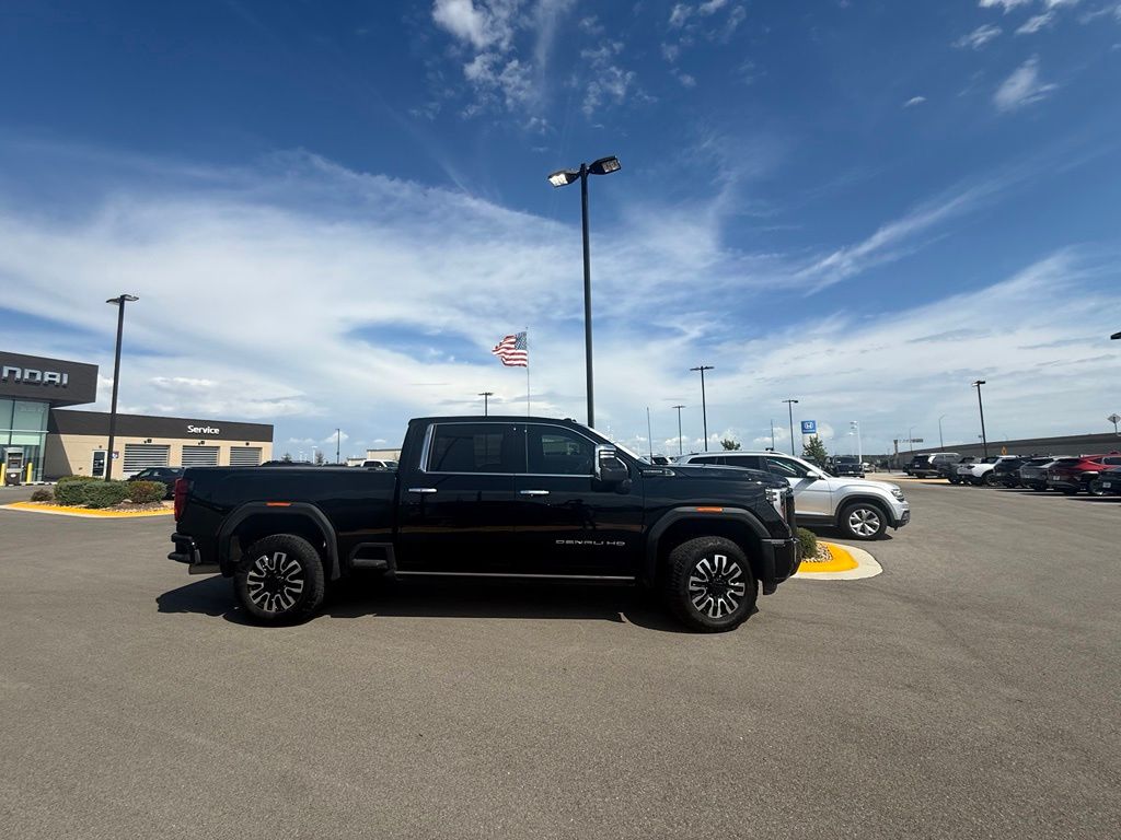 Thumbnail: 2025 GMC Sierra 2500 - 2