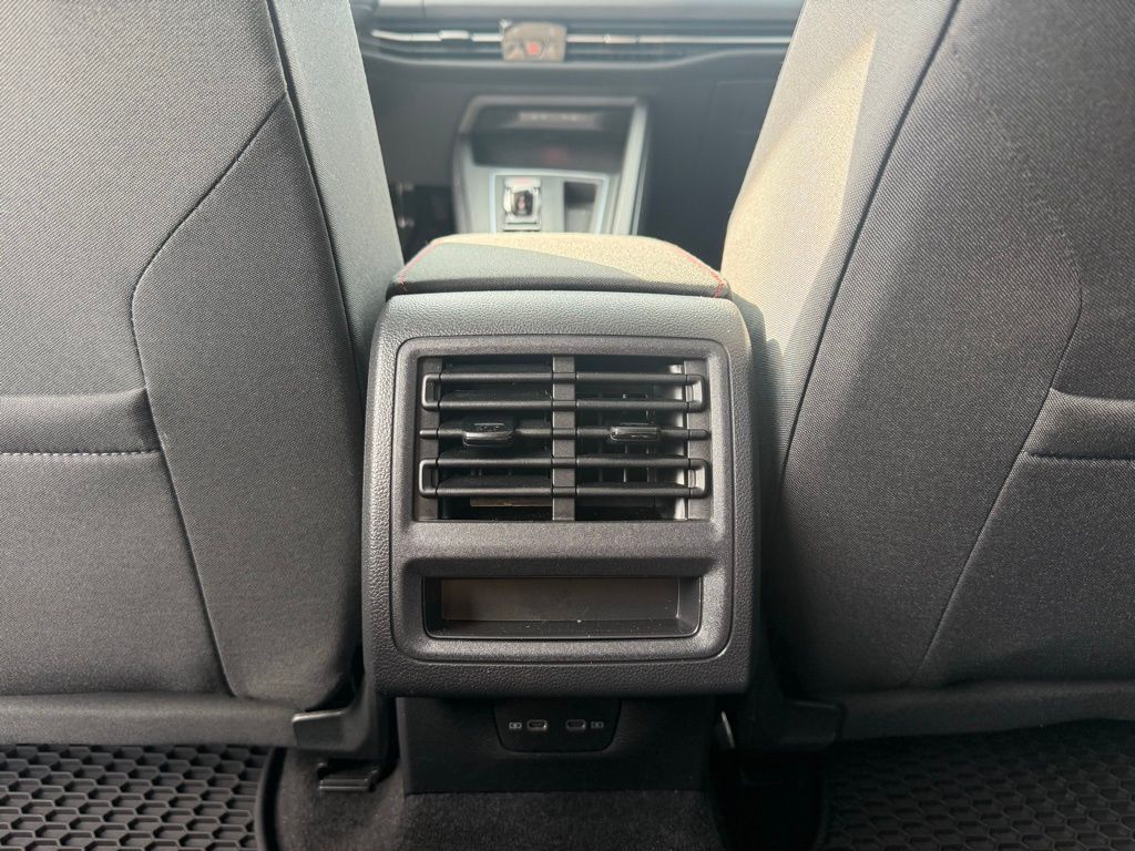 2022 Volkswagen Golf GTI 2.0T SE