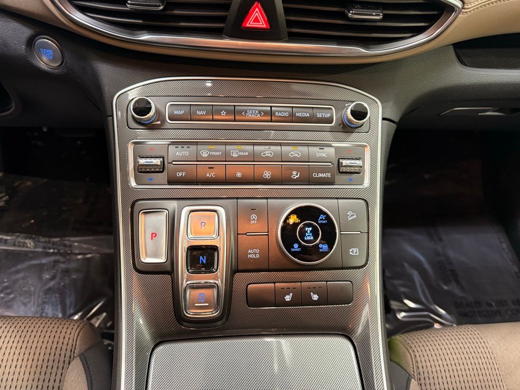 Thumbnail: 2023 Hyundai Santa Fe - 18