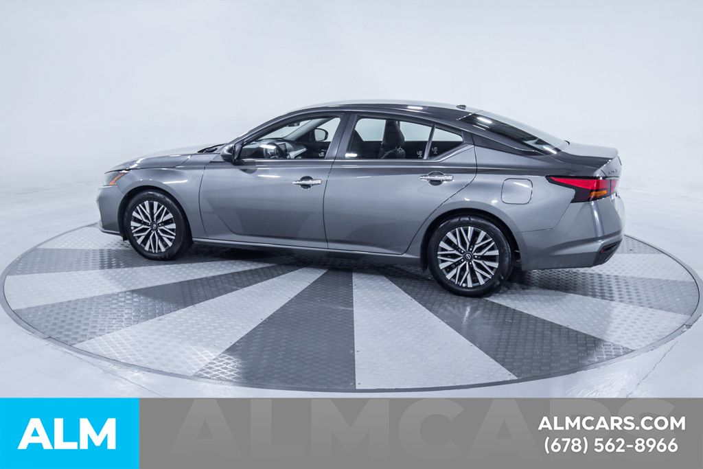 Used 2025 Gray Nissan 2.5 SV image 14