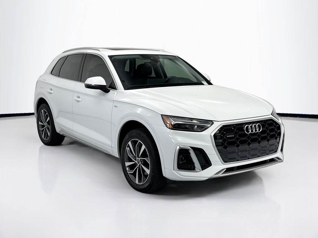 Thumbnail: 2023 Audi Q5 - 3