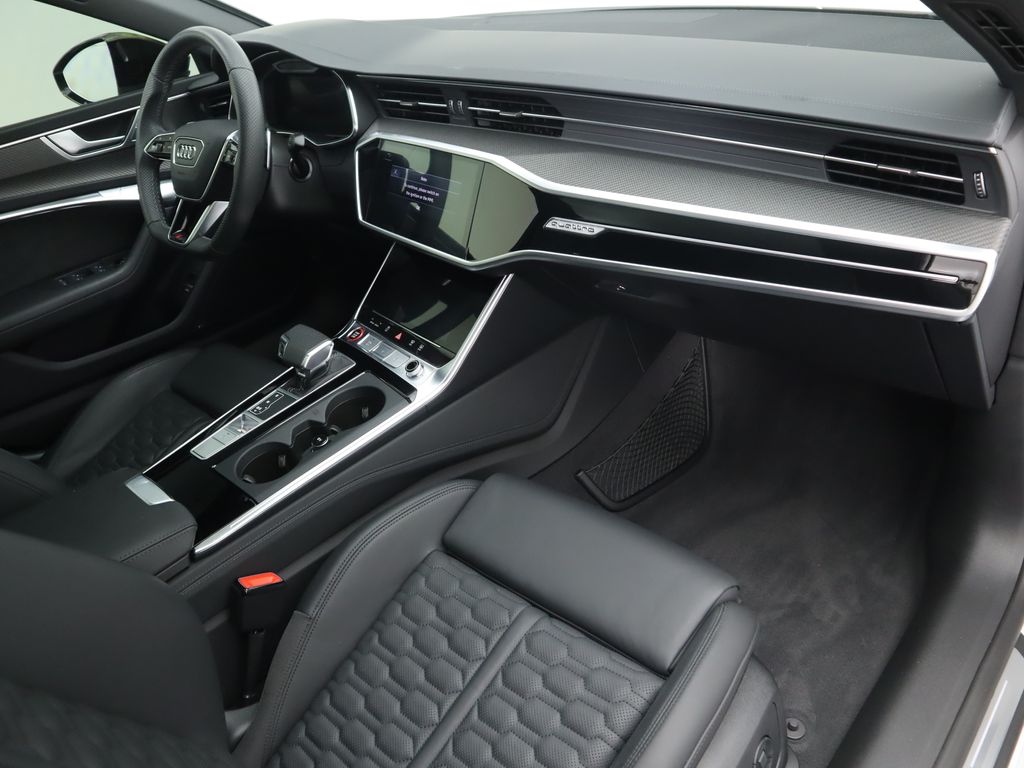 Thumbnail: 2024 Audi RS 7 - 17