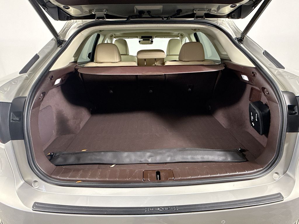 Thumbnail: 2020 Lexus RX - 27