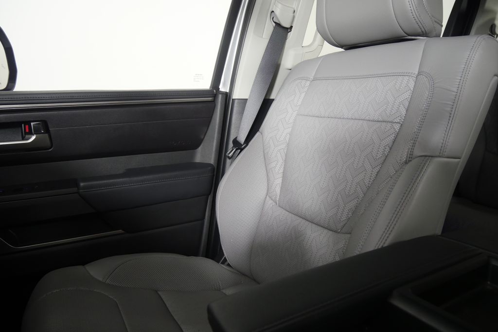 Thumbnail: 2024 Toyota Tundra - 24