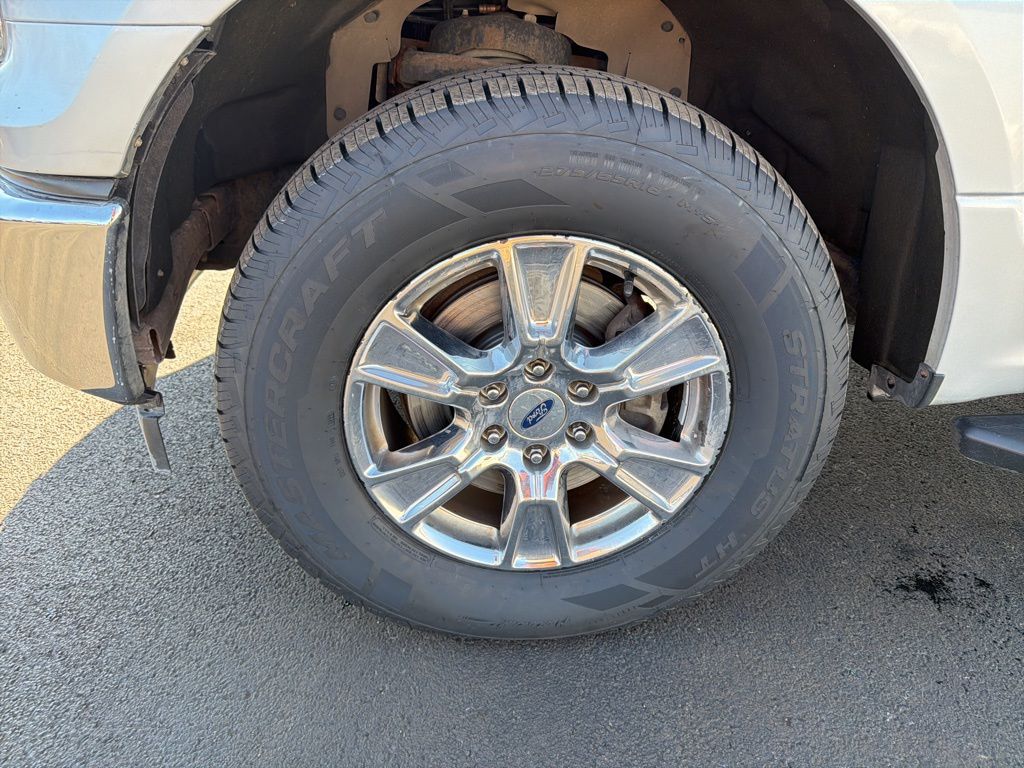 Thumbnail: 2017 Ford F-150 - 10