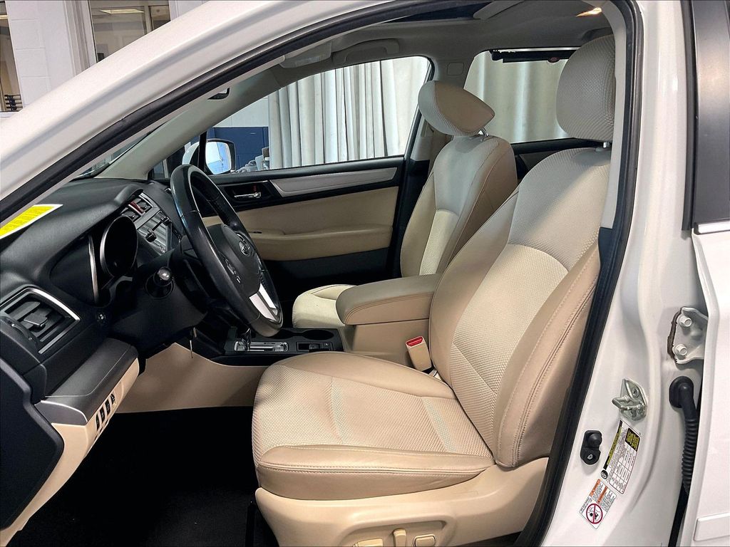 2015 Subaru Outback — photo 10