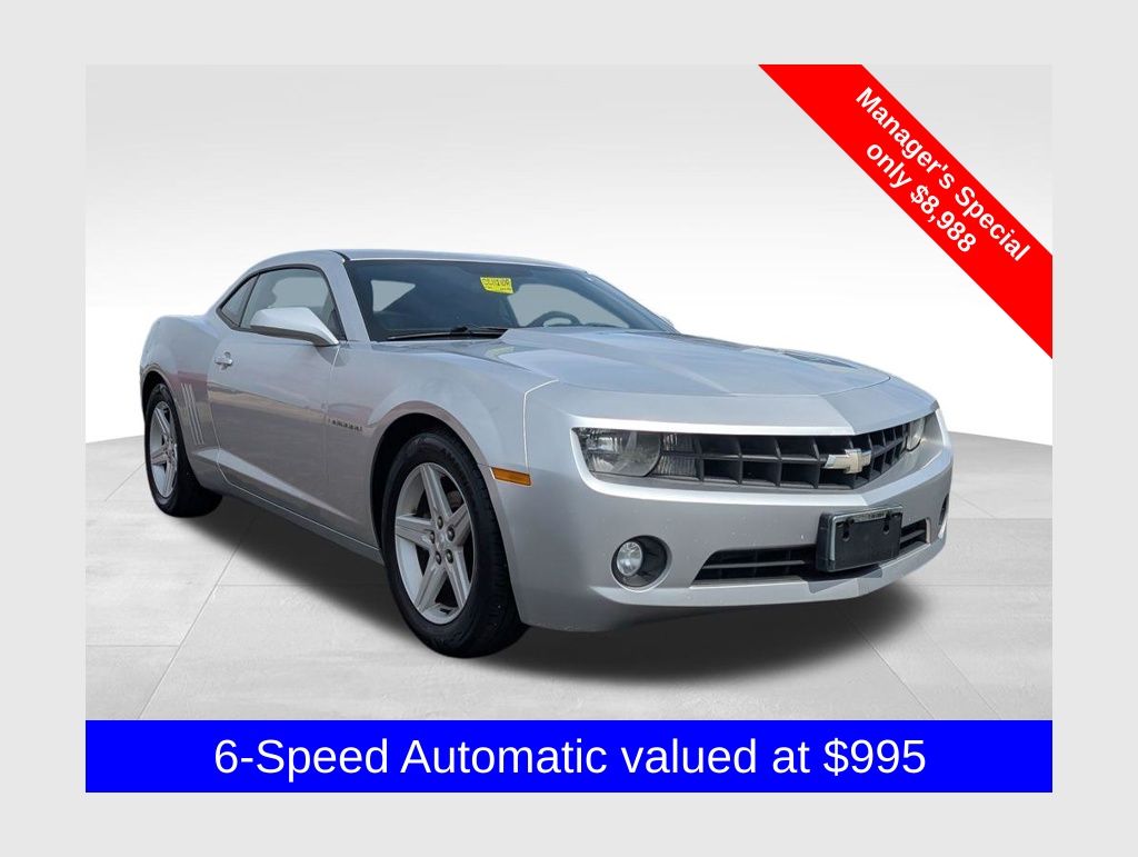 Silver Ice Metallic 2011 Chevrolet Camaro 1LT Coupe RWD Coupe Rear-Wheel Drive 6-Speed Automatic