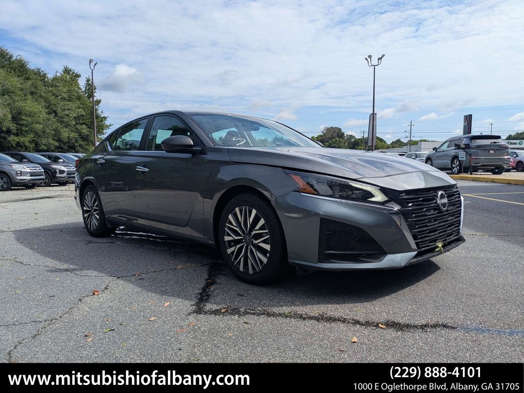 2025 Nissan Altima 2.5 SV
