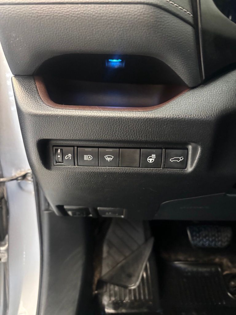 Used 2019 Toyota RAV4 SUV