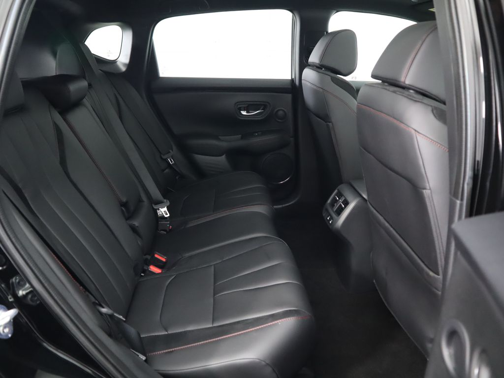 Thumbnail: 2025 Acura ADX - 24