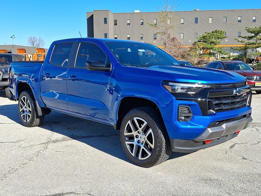 Glacier Blue Metallic 2024 Chevrolet Colorado Z71 Crew Cab 4WD Pickup Truck Four-Wheel Drive 8-Speed Automatic