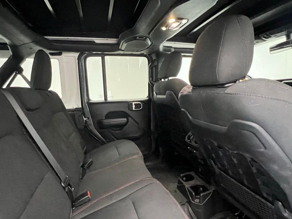 2021 Jeep Wrangler Unlimited Rubicon 9