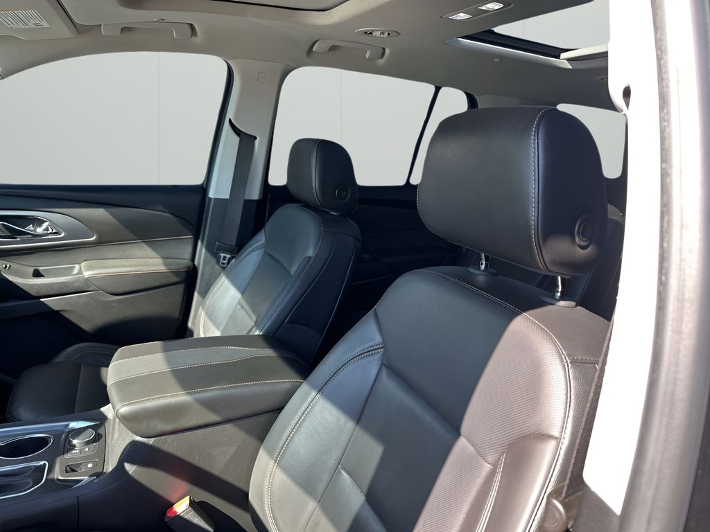 Used Car 2018 Chevrolet Traverse  Premier For Sale Under $20,000 In Austin, Texas