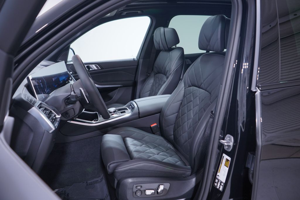 Thumbnail: 2026 BMW X5 - 7