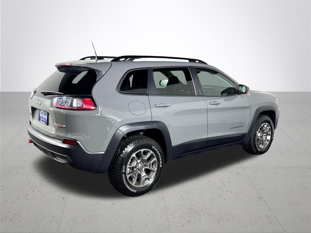 2022 Jeep Cherokee Trailhawk