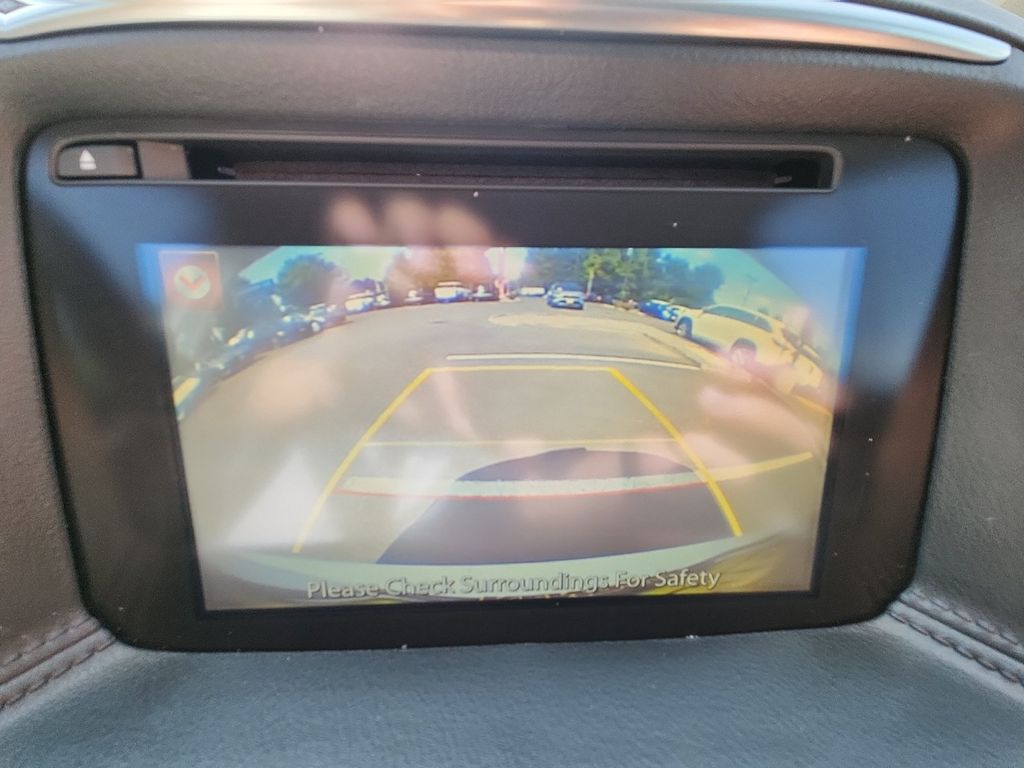 Used 2016 White Mazda Grand Touring image 16
