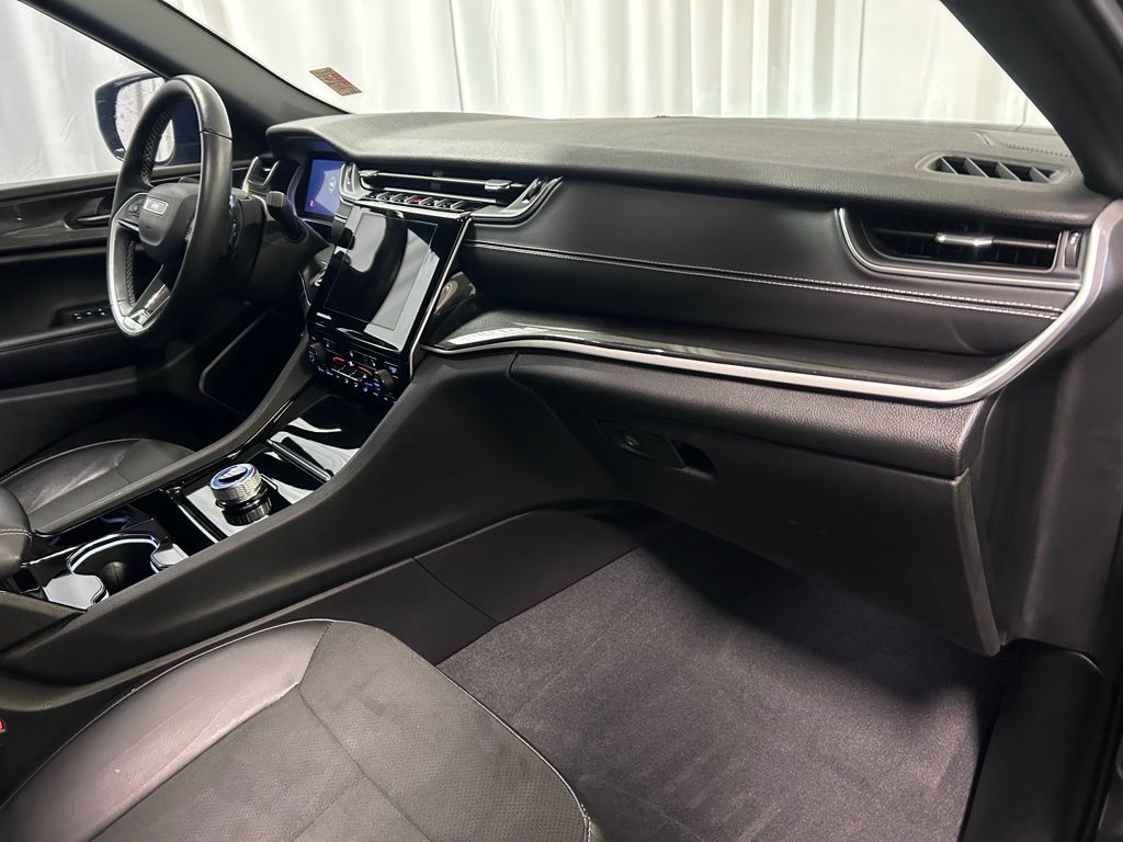 used 2022 Jeep Grand Cherokee L car, priced at $32,899