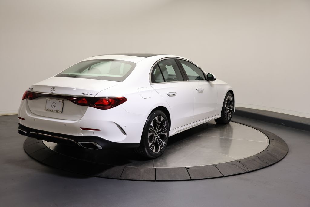 Thumbnail: 2027 Mercedes-Benz E-Class - 7