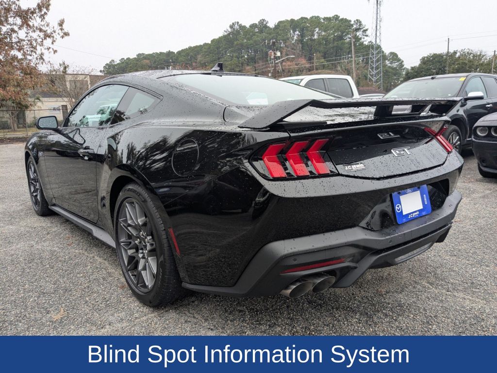 2024 Ford Mustang GT Premium Fastback