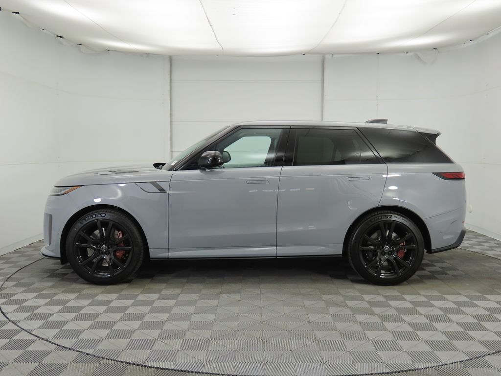 Thumbnail: 2025 Land Rover Range Rover Sport - 8