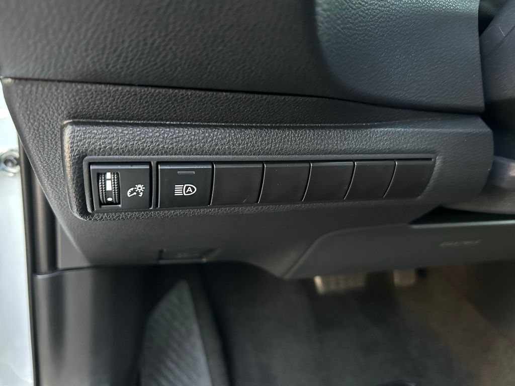 Thumbnail: 2023 Toyota Corolla - 17