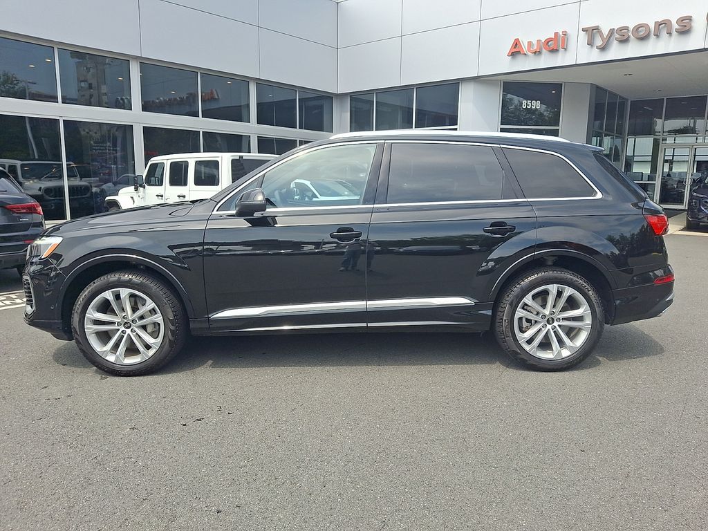 Thumbnail: 2025 Audi Q7 - 7