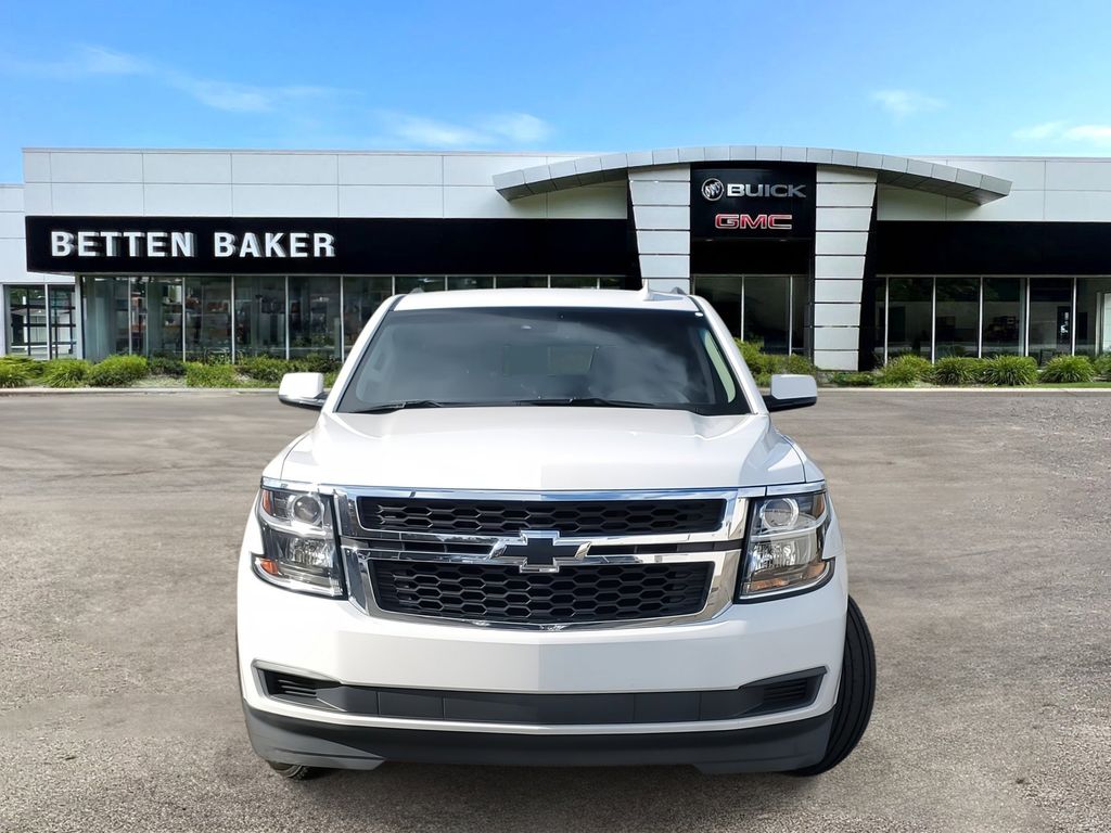 2015 Chevrolet Suburban LT 2