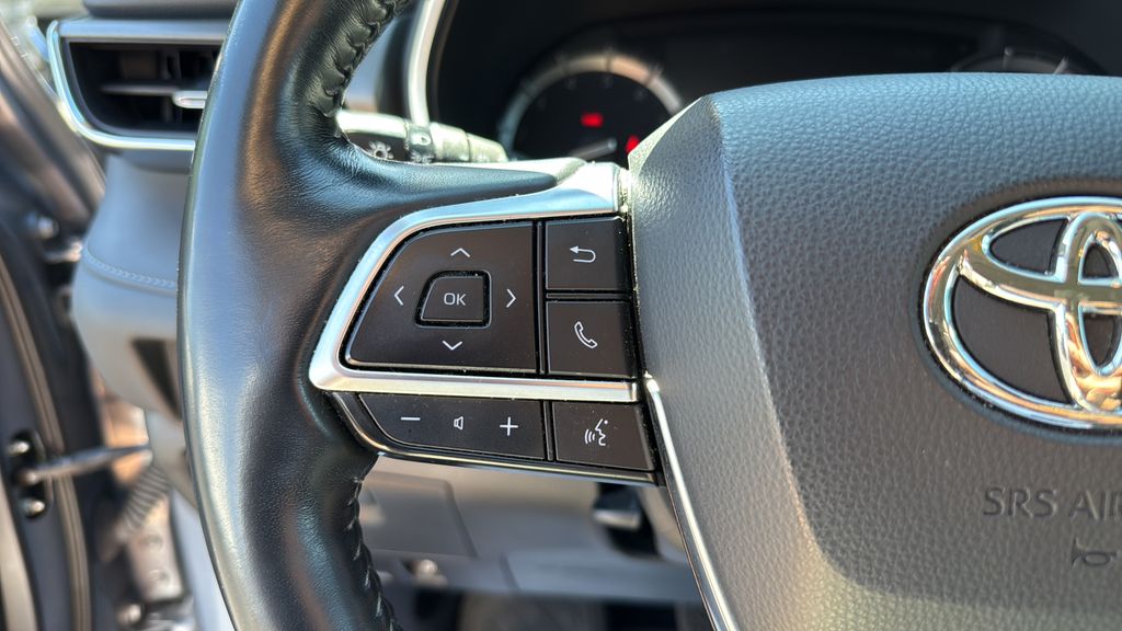 2021 Toyota Highlander Limited  at Bob Ruth Ford
