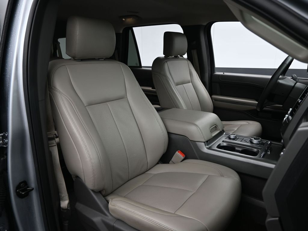 2020 Ford Expedition XLT MAX