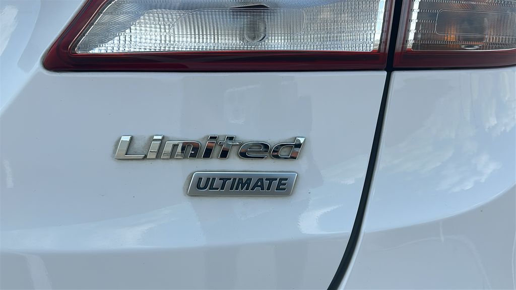 2017 Hyundai Santa Fe Limited Ultimate White at Bravo Nissan