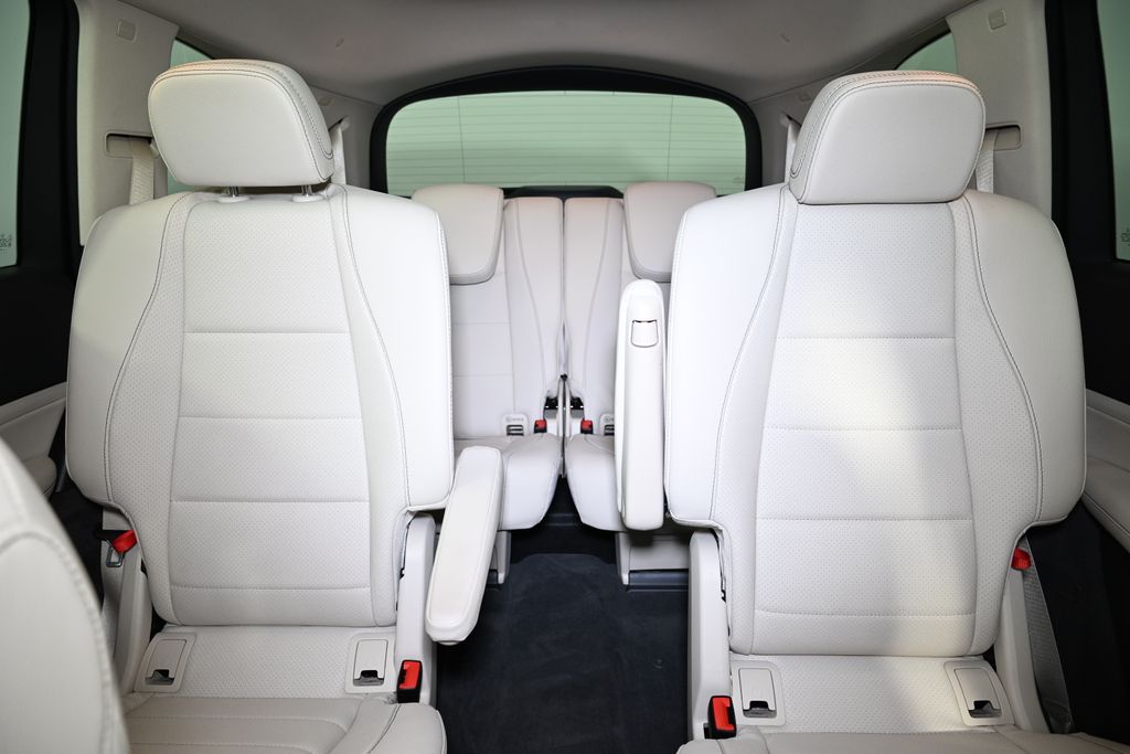 2020 Mercedes-Benz GLS 450 4MATIC 25