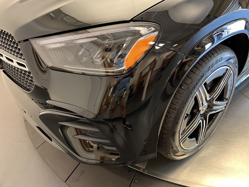 Thumbnail: 2026 Mercedes-Benz GLE - 9