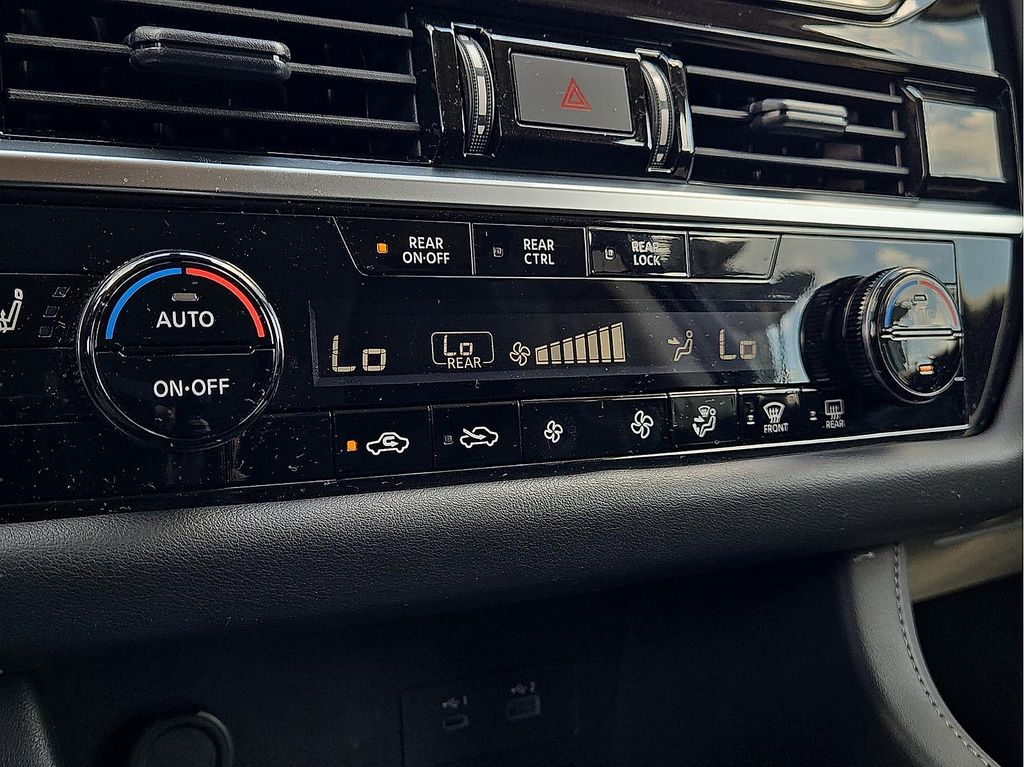 Used 2025 Nissan Pathfinder SV For Sale in Farmington, AR