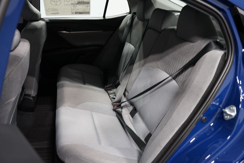 Thumbnail: 2025 Toyota Camry - 29