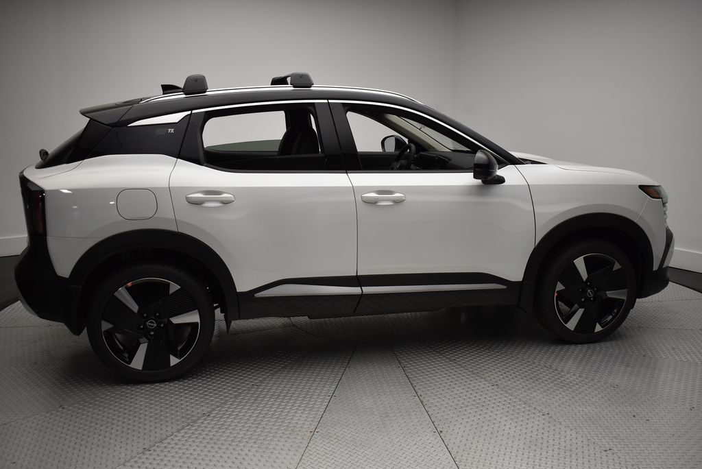 Thumbnail: 2026 Nissan Kicks - 4