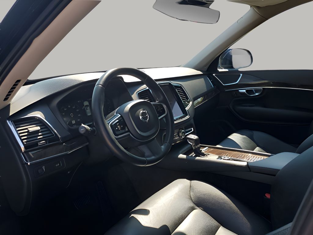 Used Car 2017 Volvo Xc90  T5 Momentum For Sale Under $20,000 In Austin, Texas