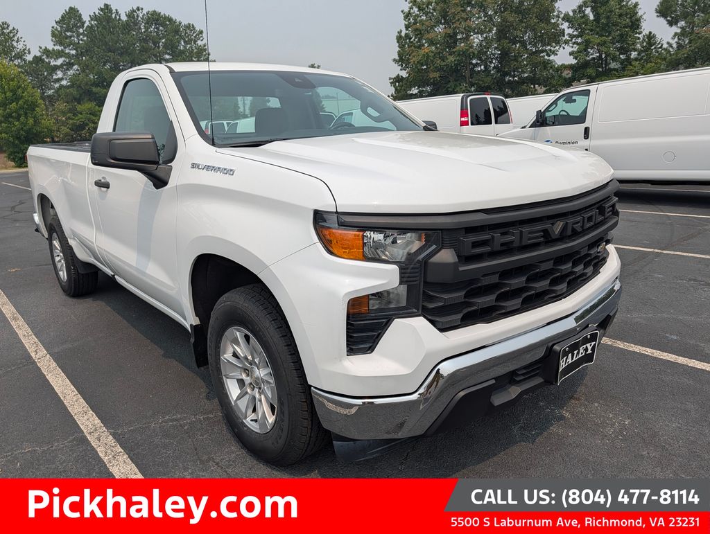 Summit White 2022 Chevrolet Silverado 1500 Pickup Truck 4X2 8-Speed Automatic