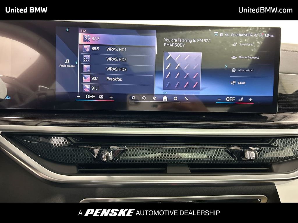 Thumbnail: 2026 BMW X7 - 16