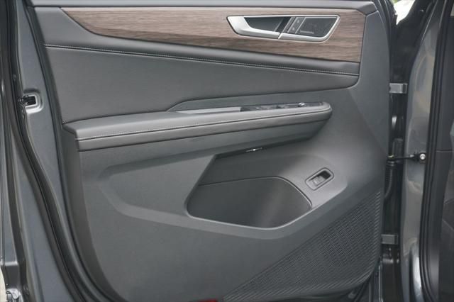 Thumbnail: 2025 Volkswagen Atlas - 19