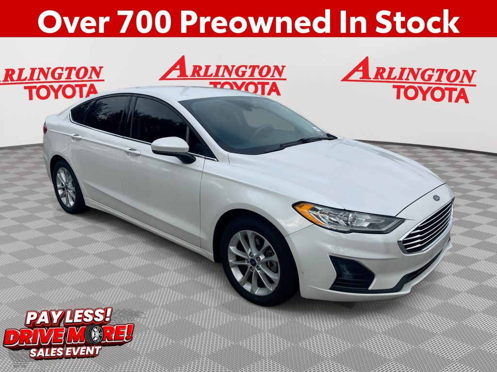 White Platinum Clearcoat Metallic 2019 Ford Fusion Sedan Front-Wheel Drive 6-Speed Automatic