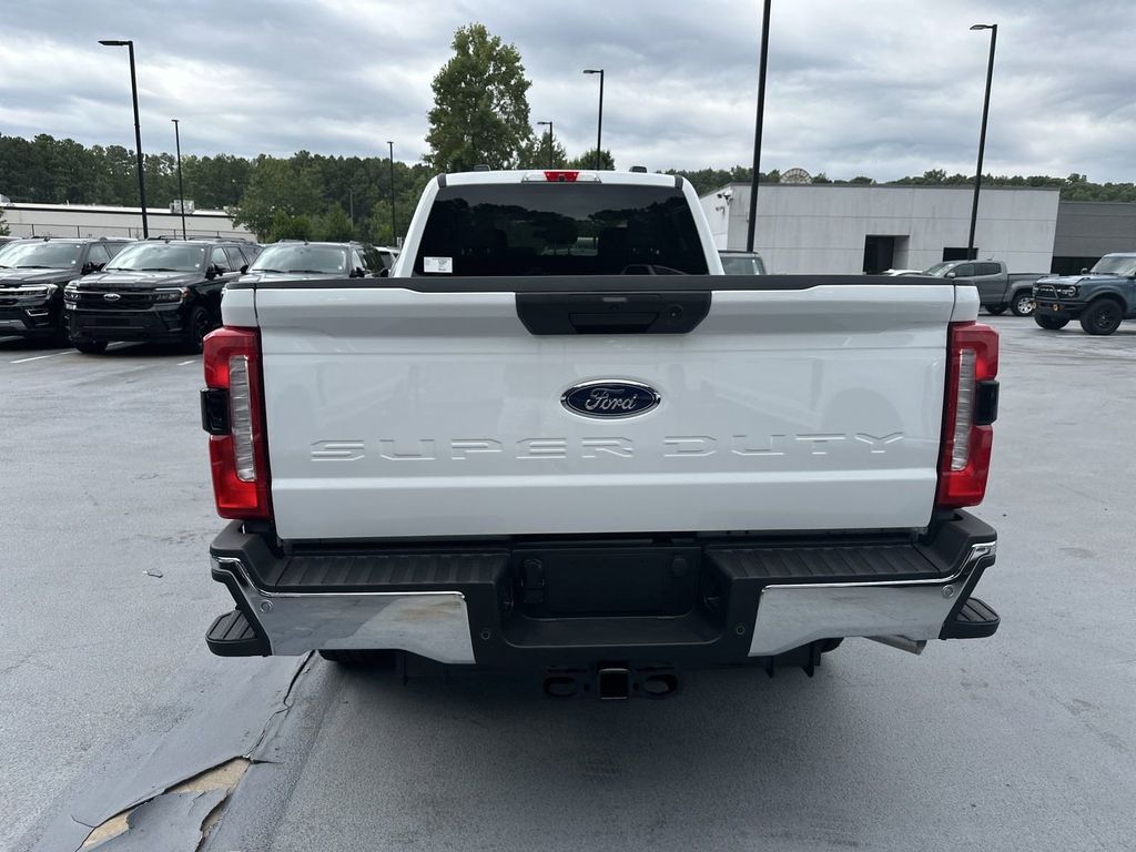 2024 Ford F-350SD XLT 6