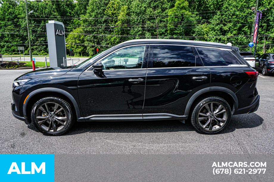 Used 2022 Black INFINITI LUXE image 7