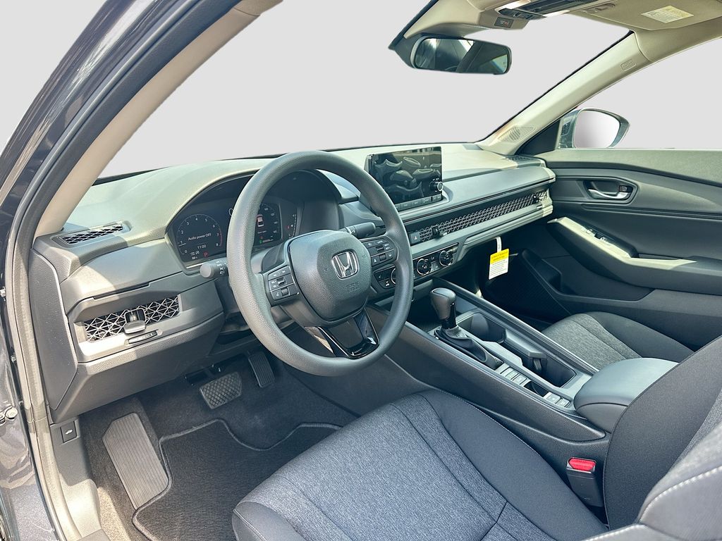 2025 Honda Accord SE 9