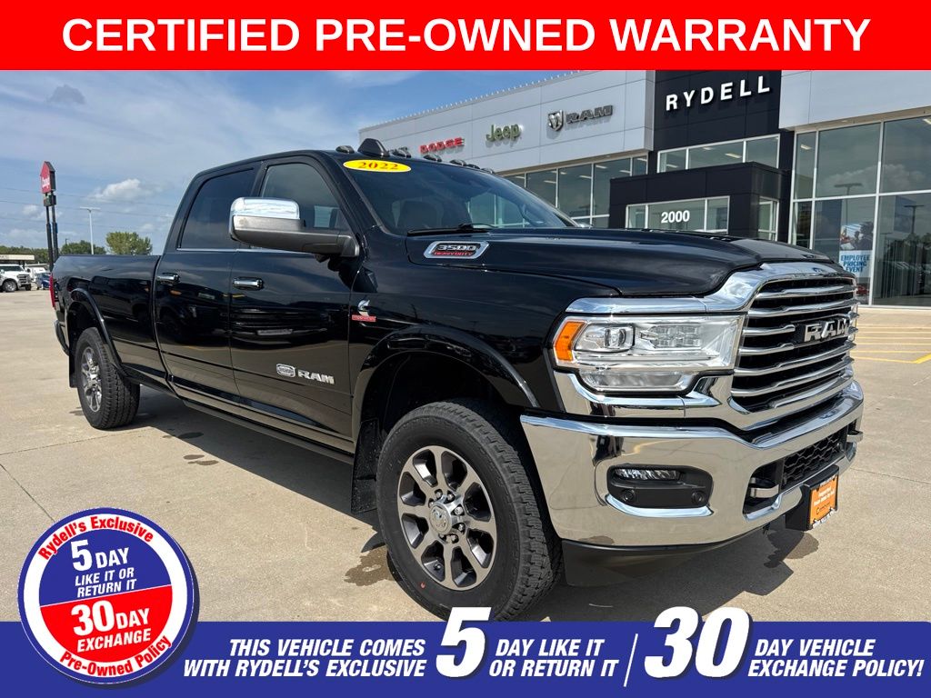 Diamond Black Crystal Pearlcoat 2022 RAM 3500 Pickup Truck Four-Wheel Drive 6-Speed Automatic