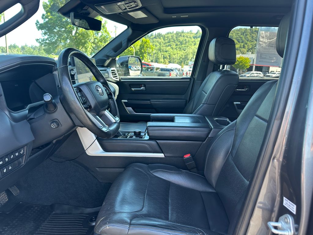 2023 Toyota Tundra Hybrid Platinum