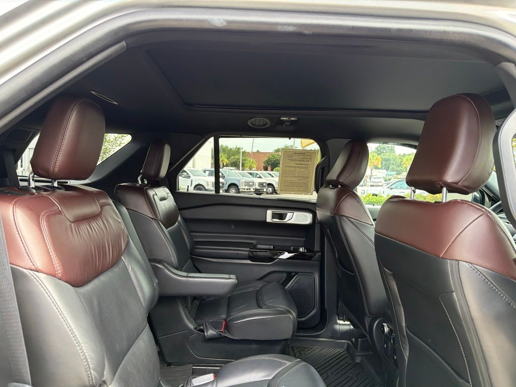 2022 Ford Explorer Platinum
