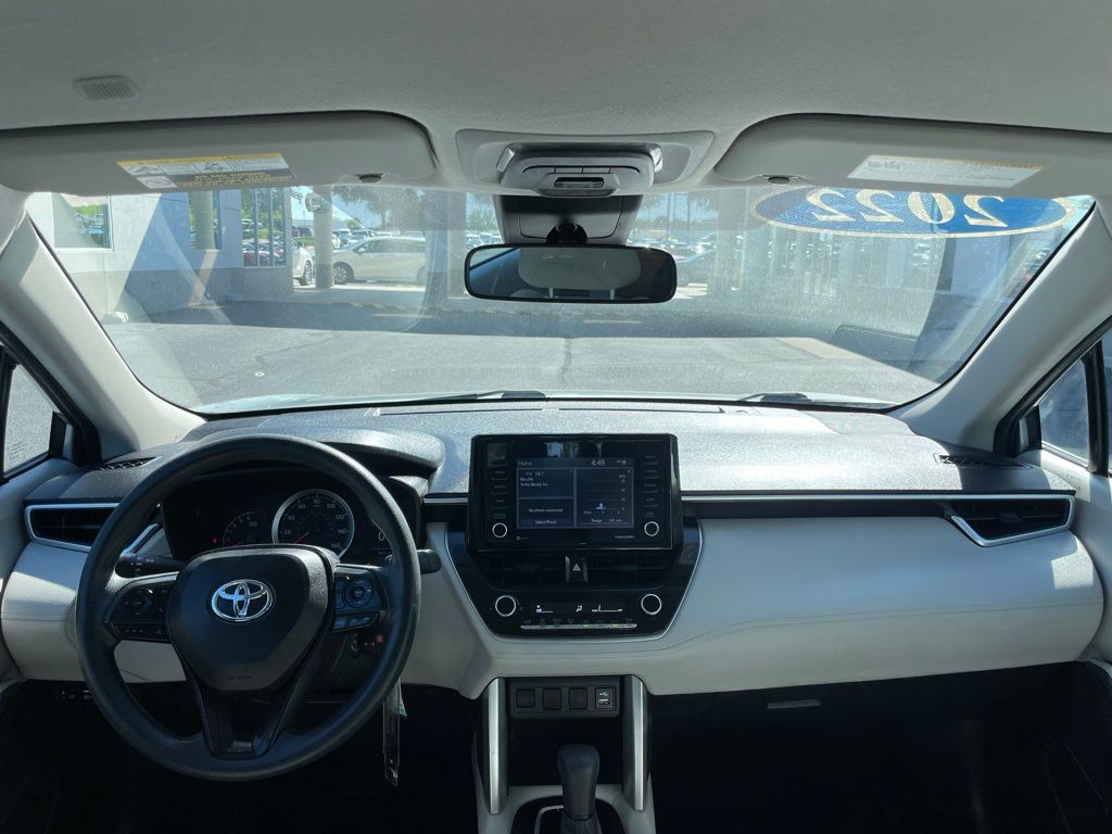 2022 Toyota Corolla Cross L 10