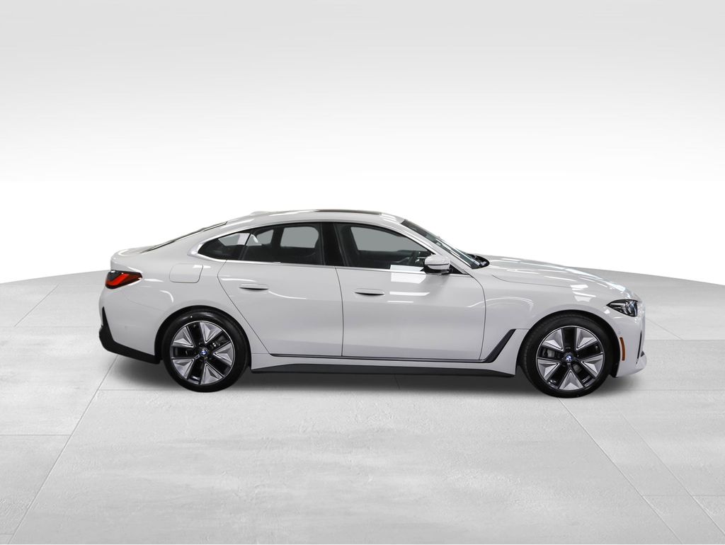 2025 BMW i4 xDrive40 6