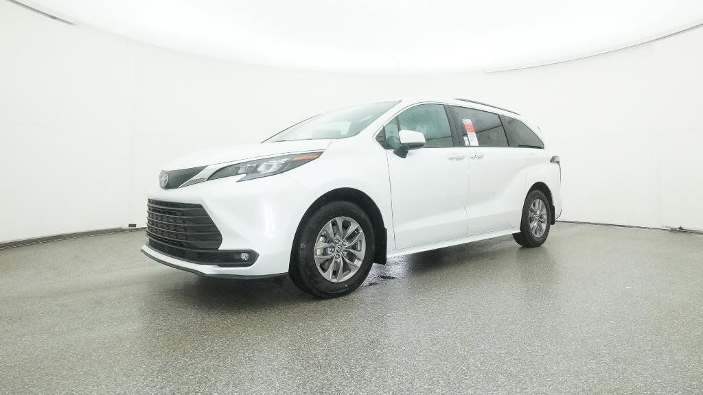Thumbnail: 2025 Toyota Sienna - 24