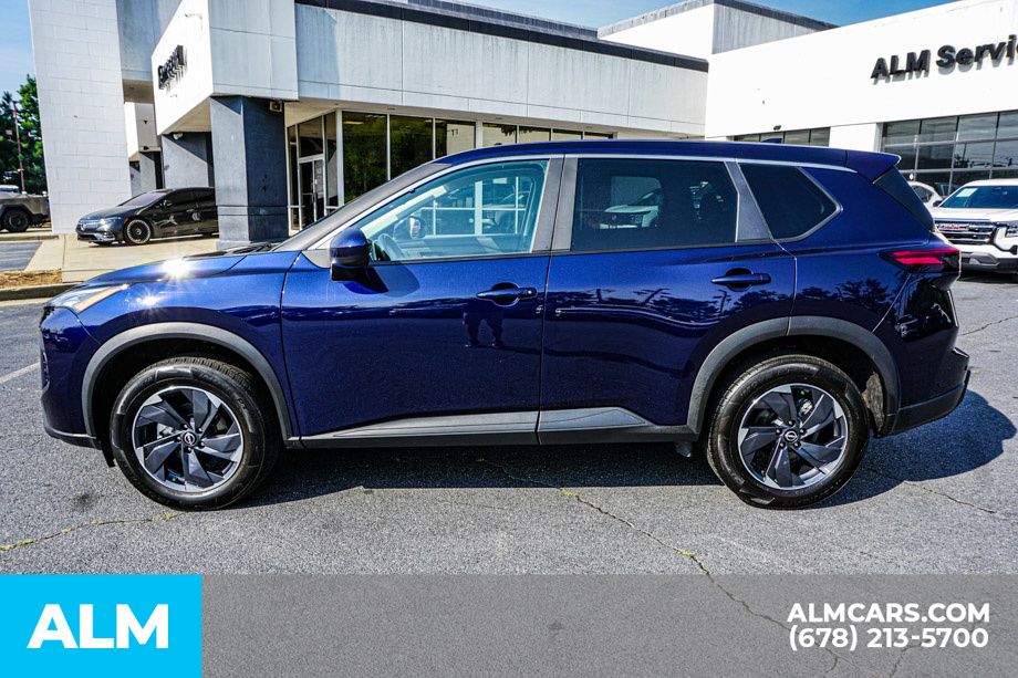 2025 Nissan Rogue SV - Photo 7